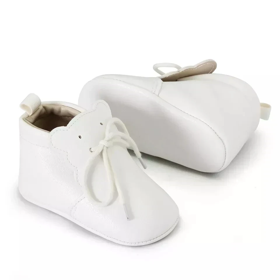 ZAPATITOS BLANCO CORDONES  3