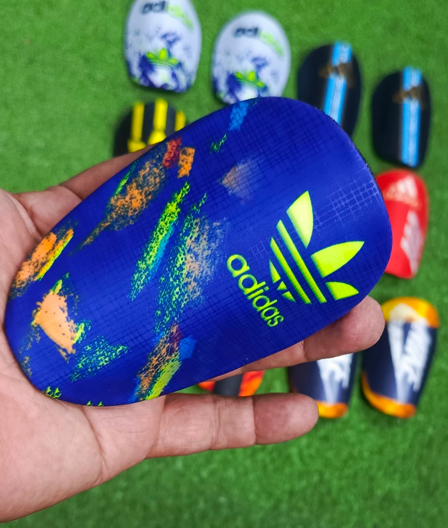 MINI ADIDAS 