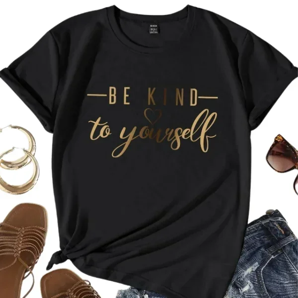 Camiseta con estampado de slogan