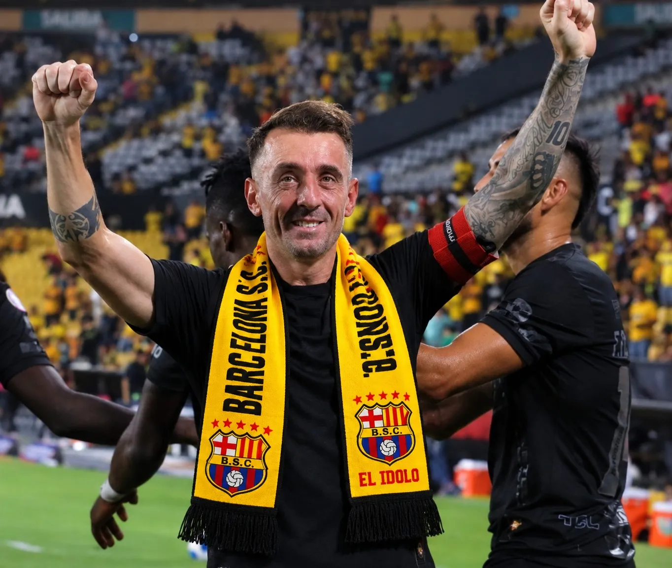 BUFANDA BARCELONA SC 4