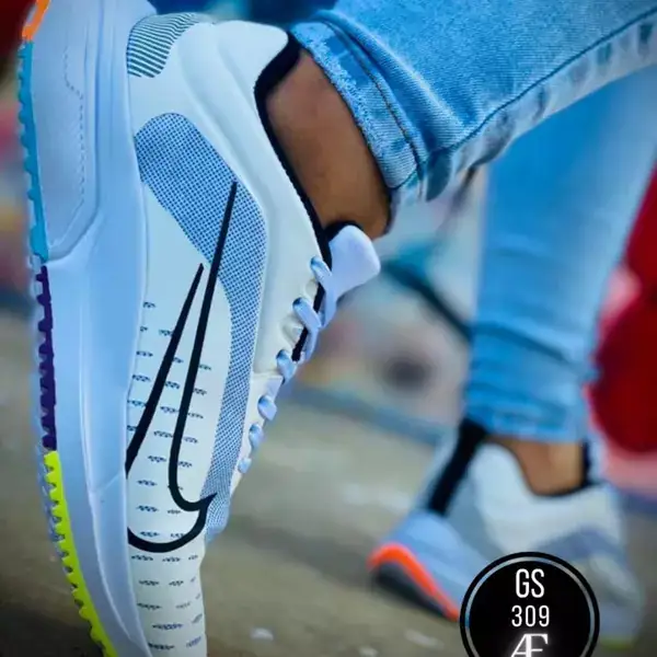 Nike zoomx unix 2