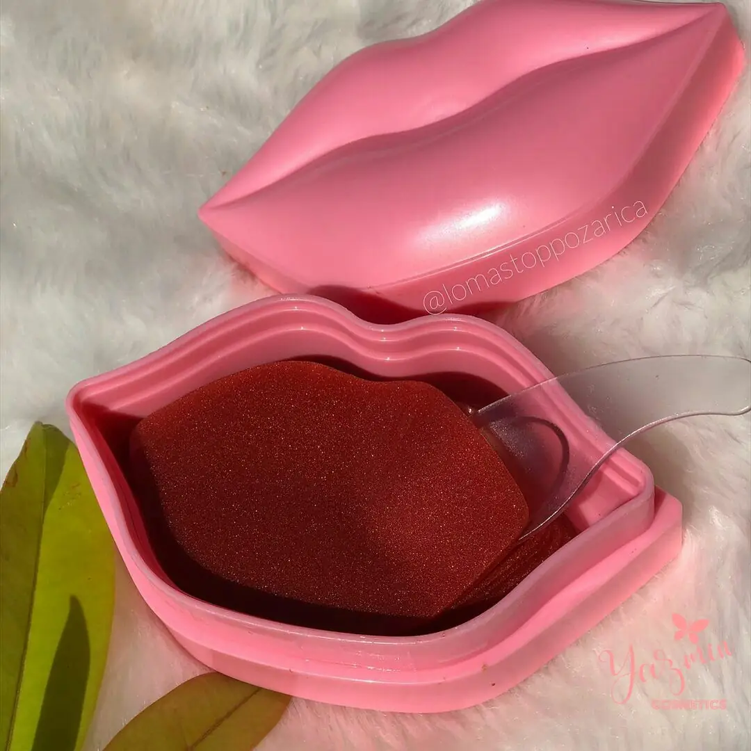 MASCARILLA DE COLÁGENO PARA LABIALES  3