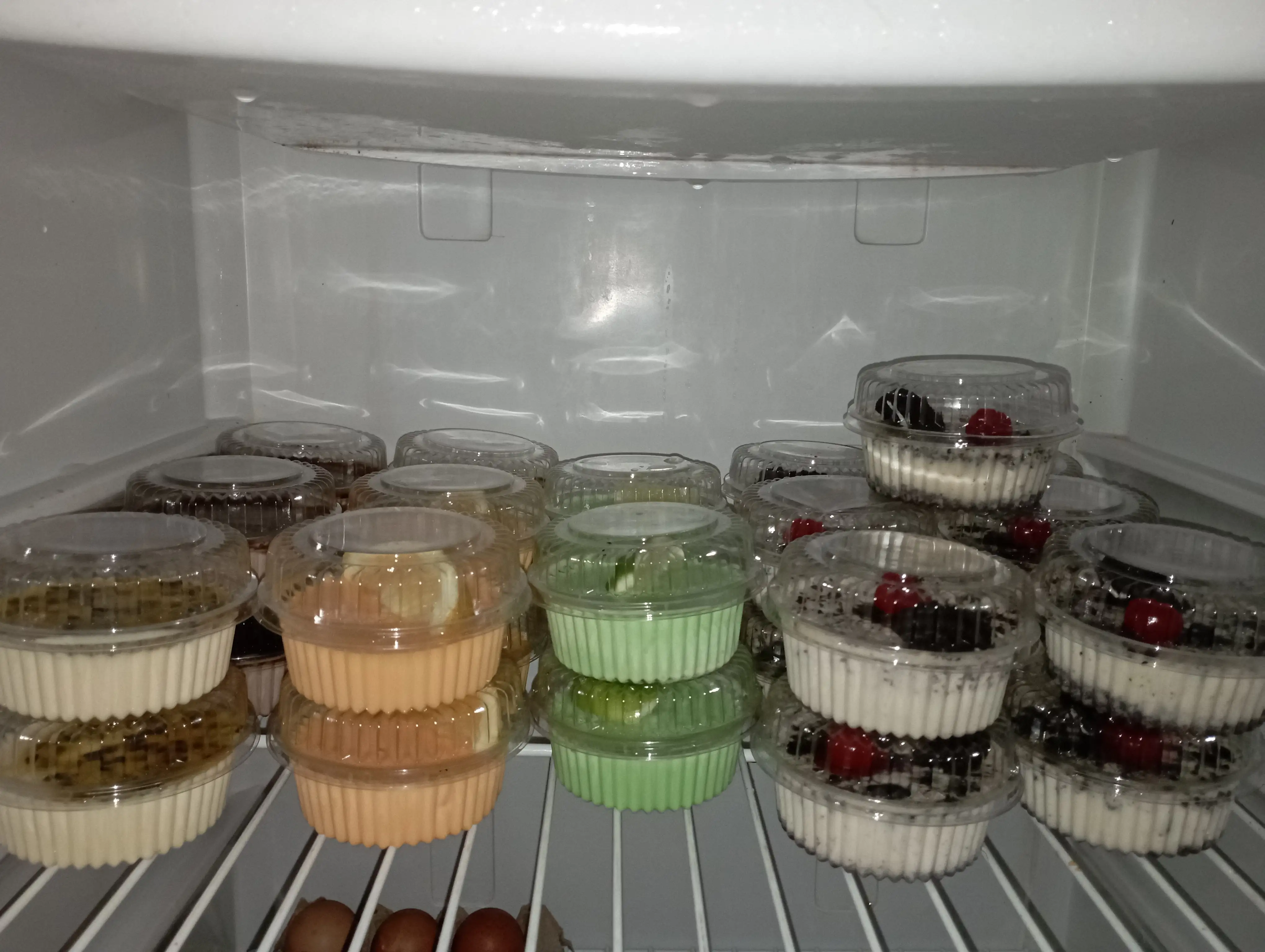 Postres en variedad de colores y sabores 