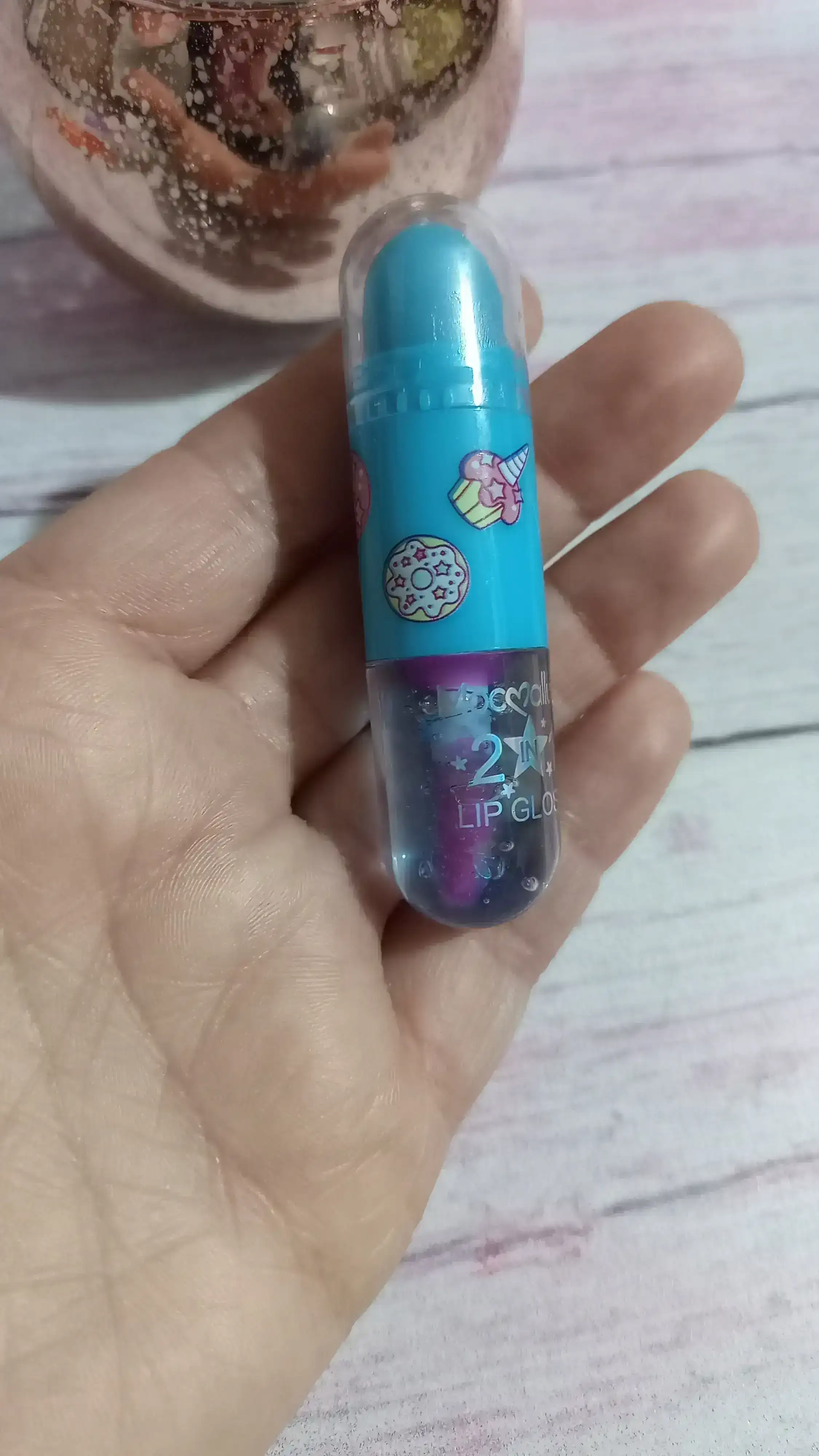 Labial más brillito,sabor a ananá 🍍