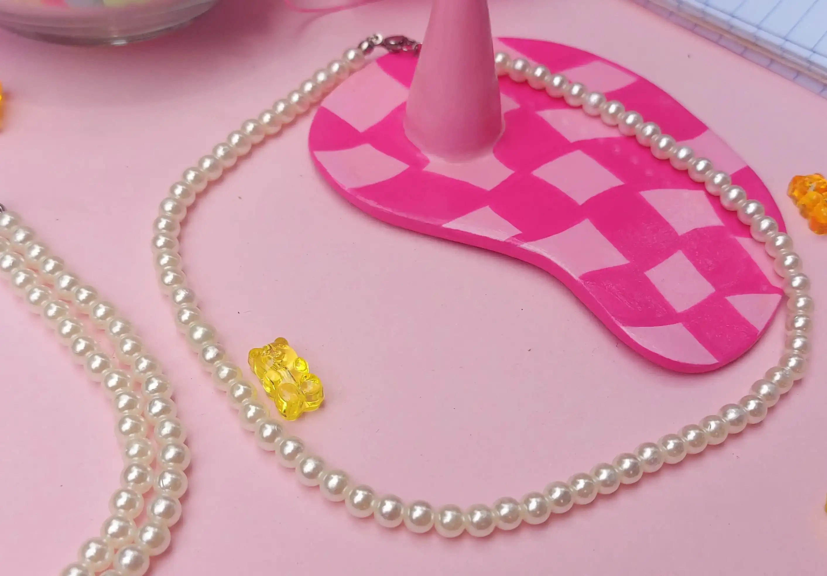 Collar  de perlas acrilicas  4