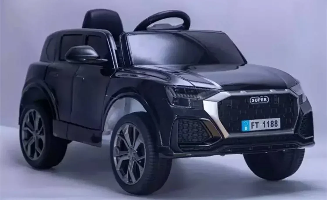 CARRO MARCA AUDI LLANTAS EN GOMA 5