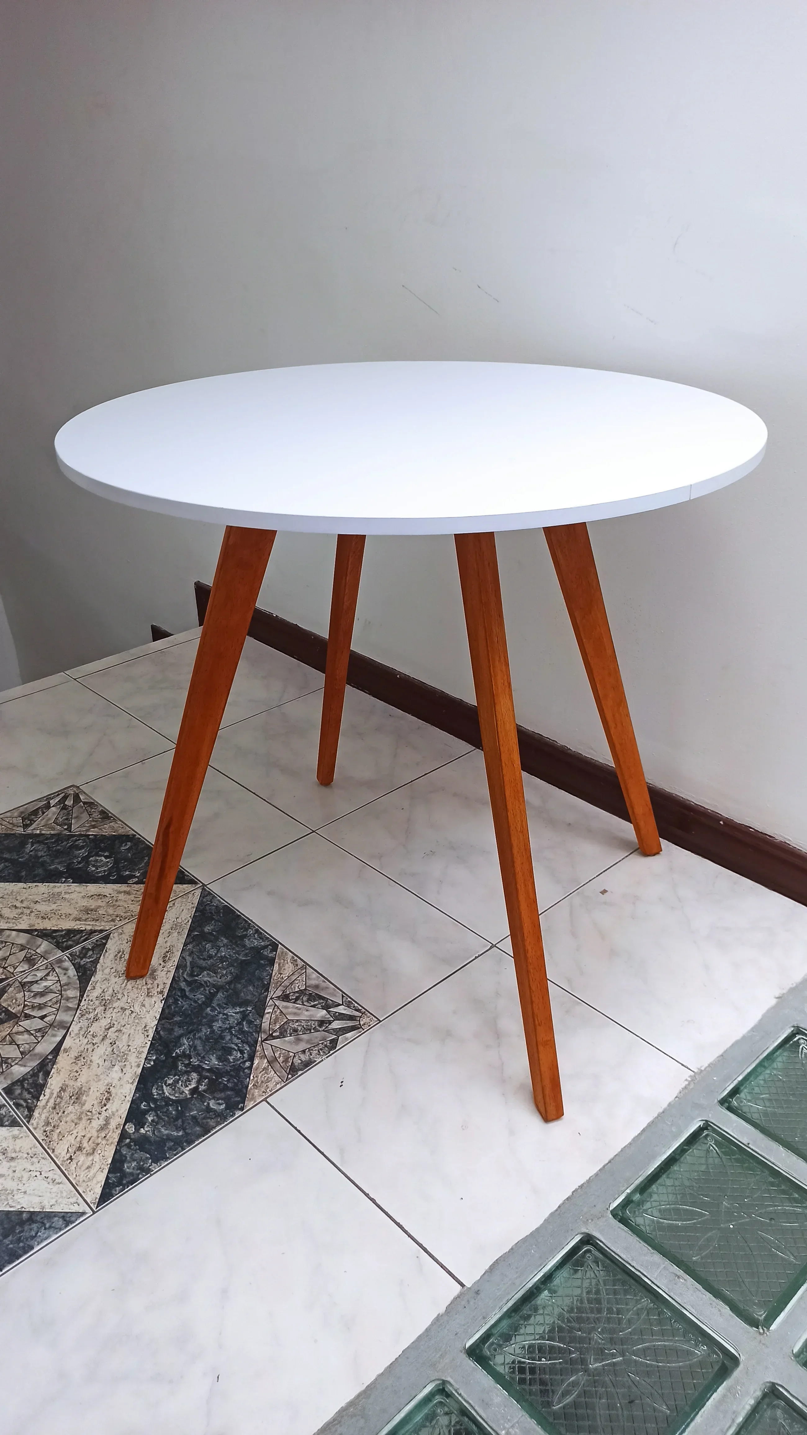 Mesa Comedor Moderno 80 cm  5