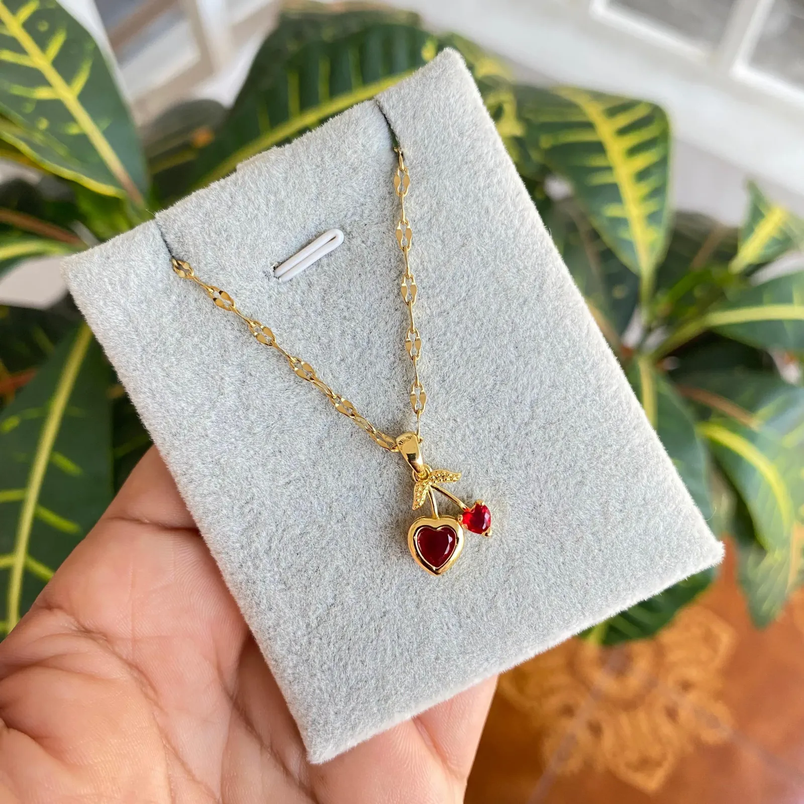 Cadena Y Dije En Acero Con Piedra Circon De Cereza Corazon Pequeña Roja 2