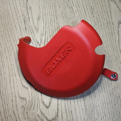 Boxer Bajaj Protector tapa Clutch pasta Rojo FT 5180
