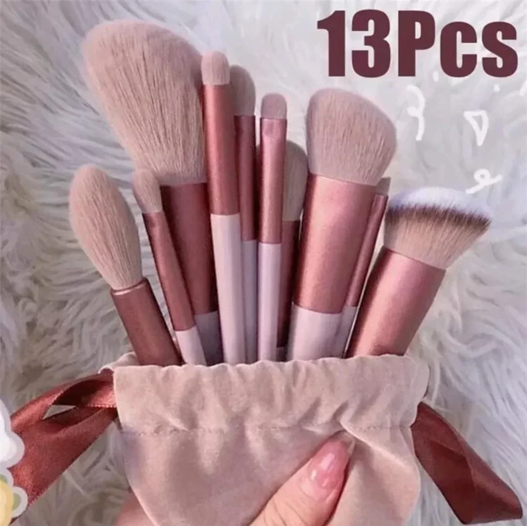 Set de Brochas de 13 piezas más bolsa de almacenamiento  2