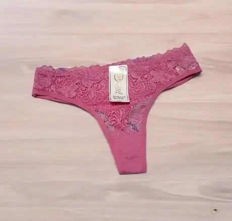 Panty tipo tanga encaje 2