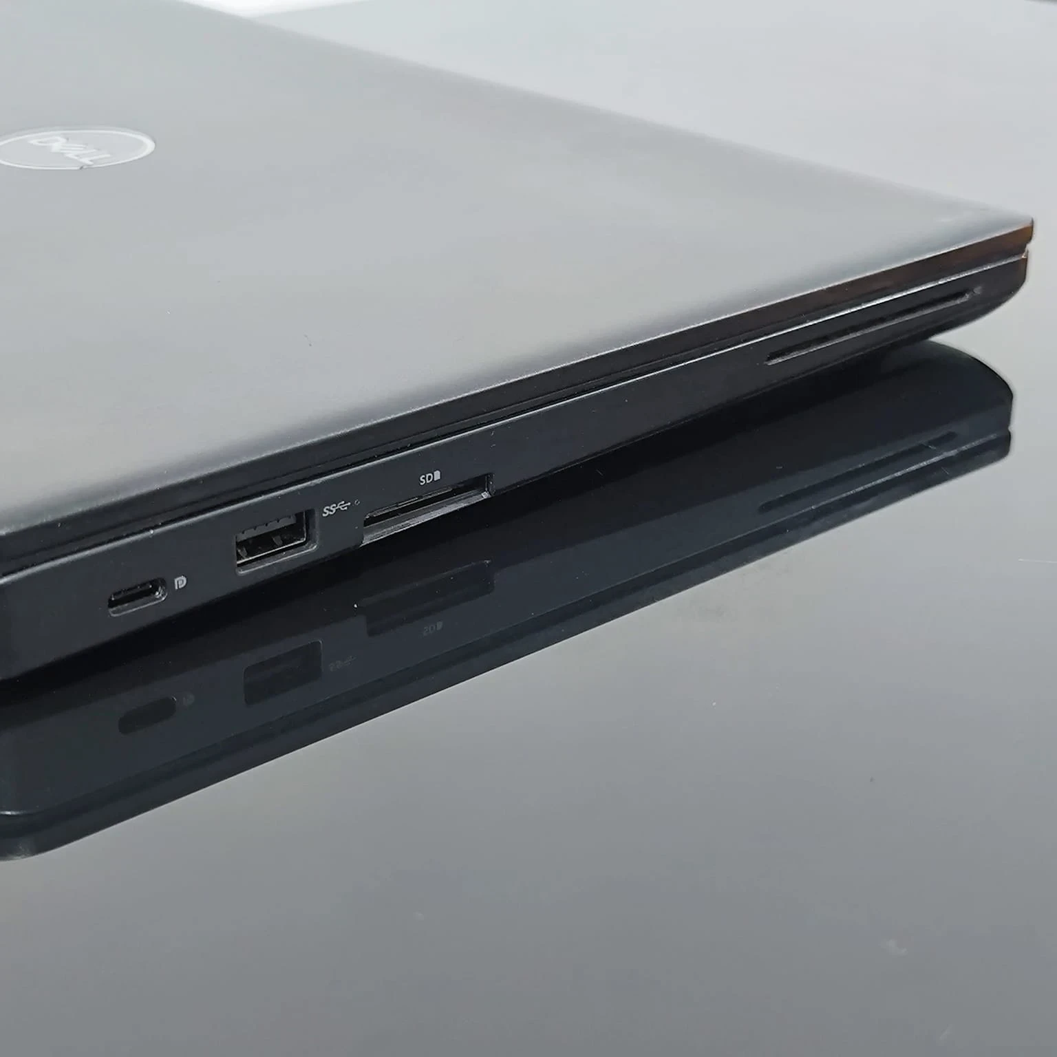 DELL 5491 i7 8850H 512/24GB  3