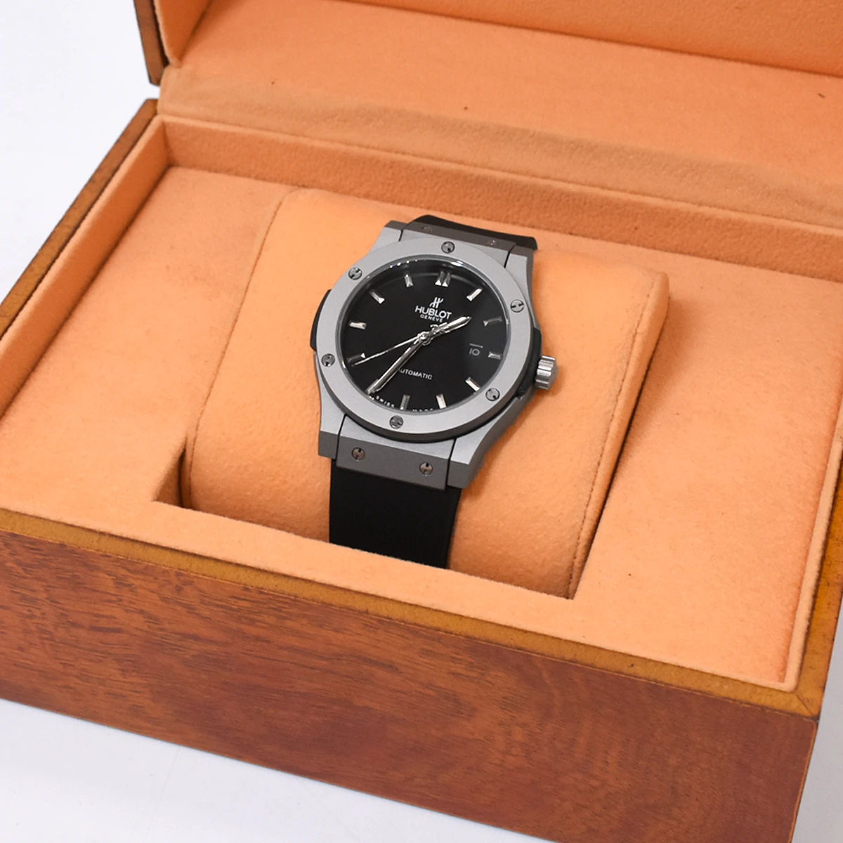 Hublot Classic Fusion  9