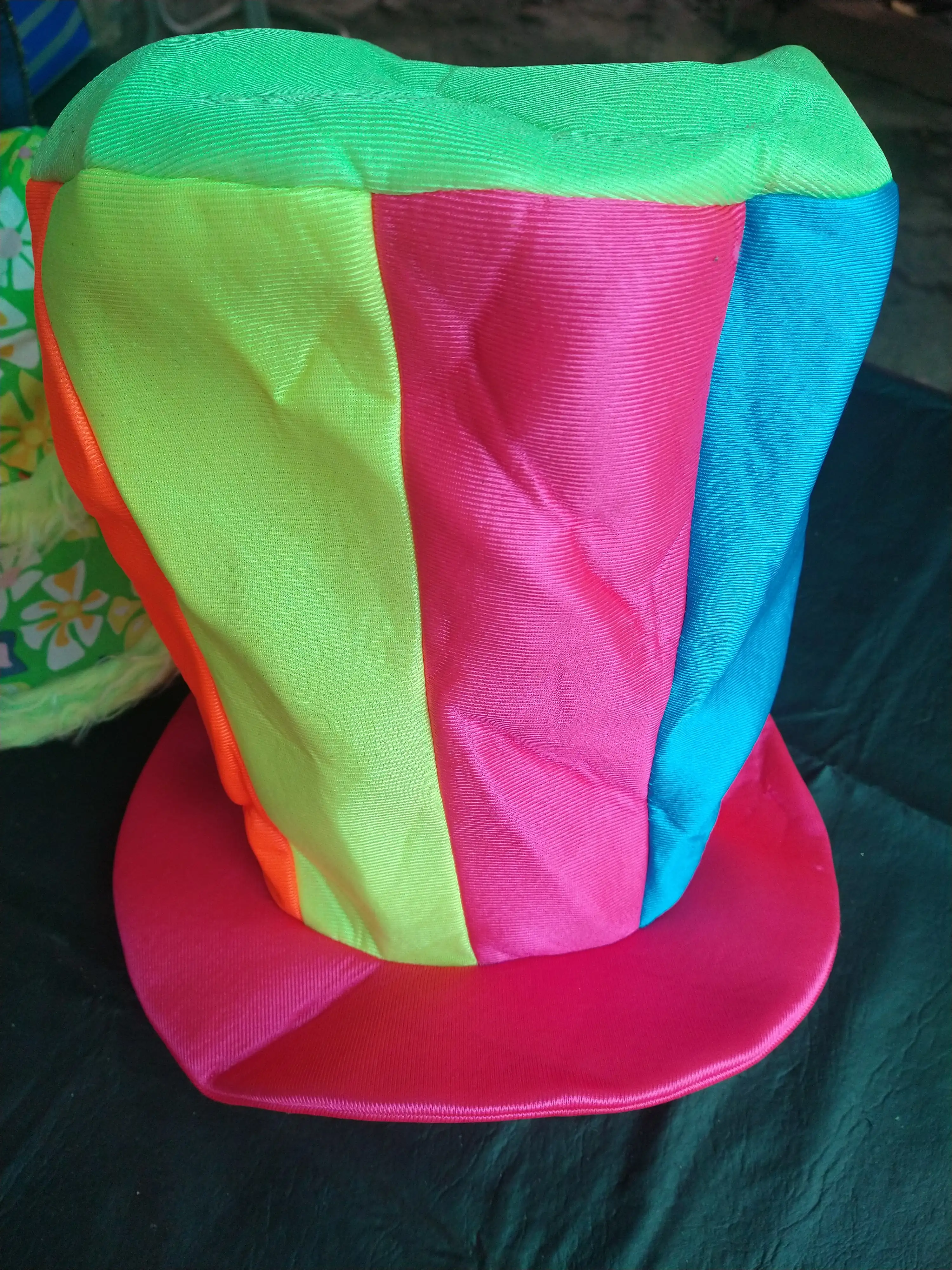Galera de tela de colores 