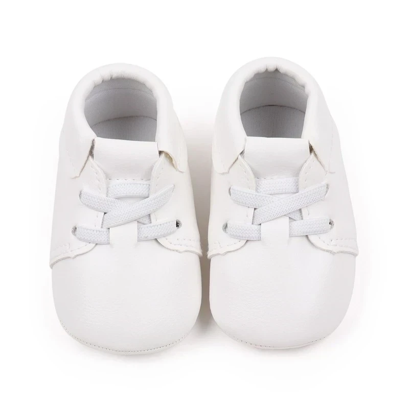 ZAPATITOS BLANCO CORDONES 