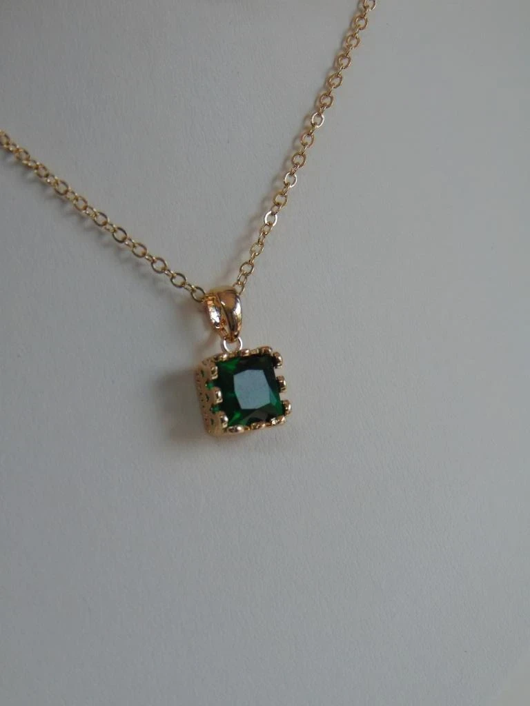 JUEGO RODIO DOR CUADRO VERDE 3