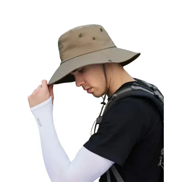 Sombrero cubo con bordado de letra 2
