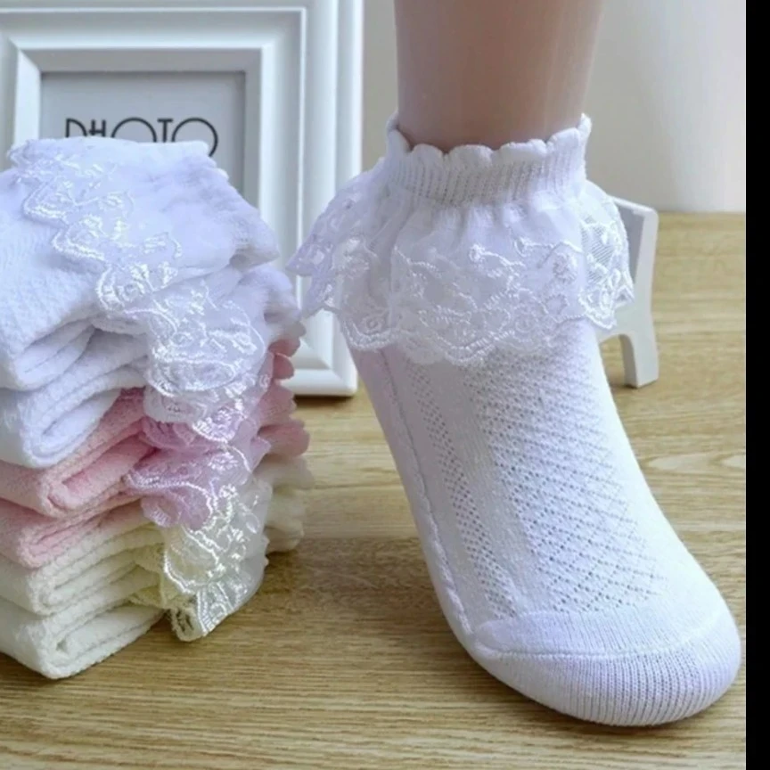 MEDIAS BLANCAS CORTAS