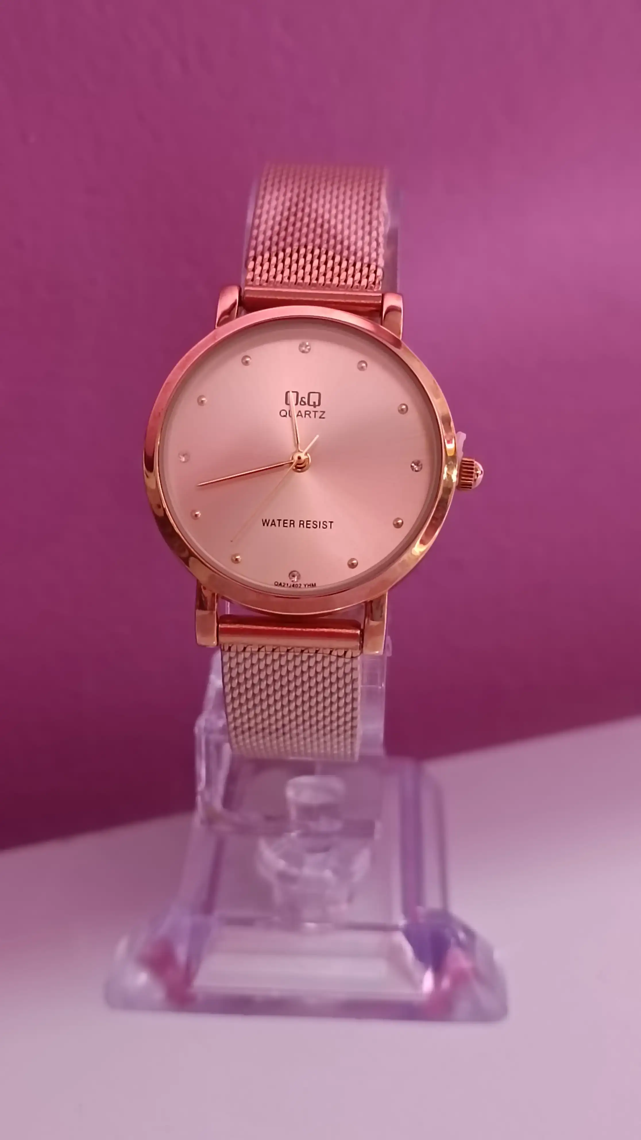 RELOJ DAMA Q&Q MALLA ORO ROSA