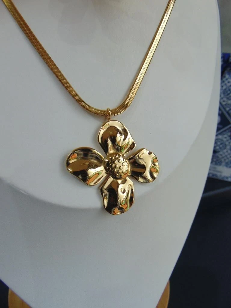 JUEGO ACERO DOR PLANA MAXI FLOR  3