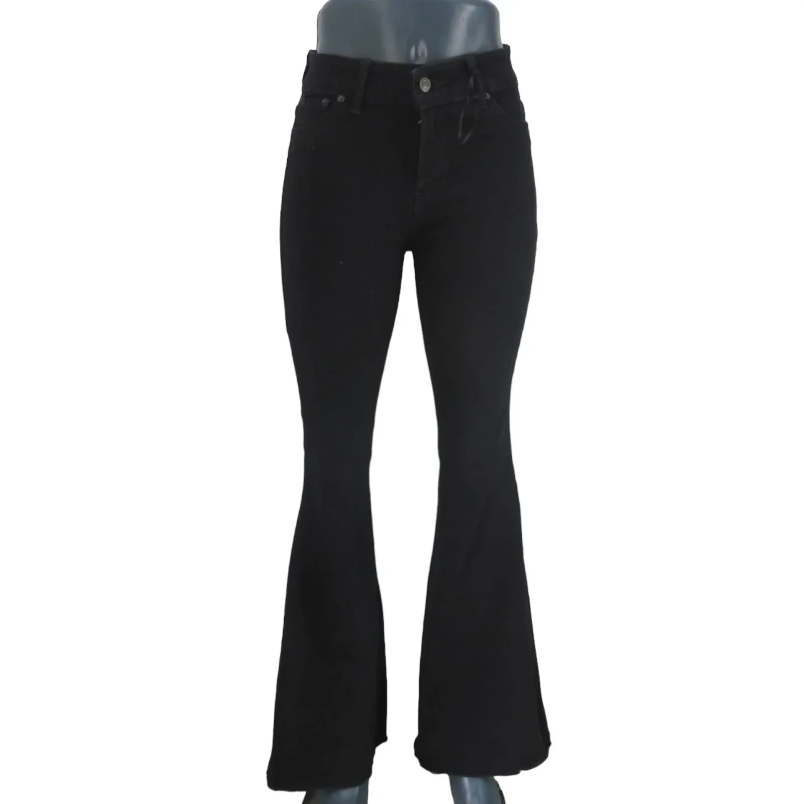 Jeans negro acampanado