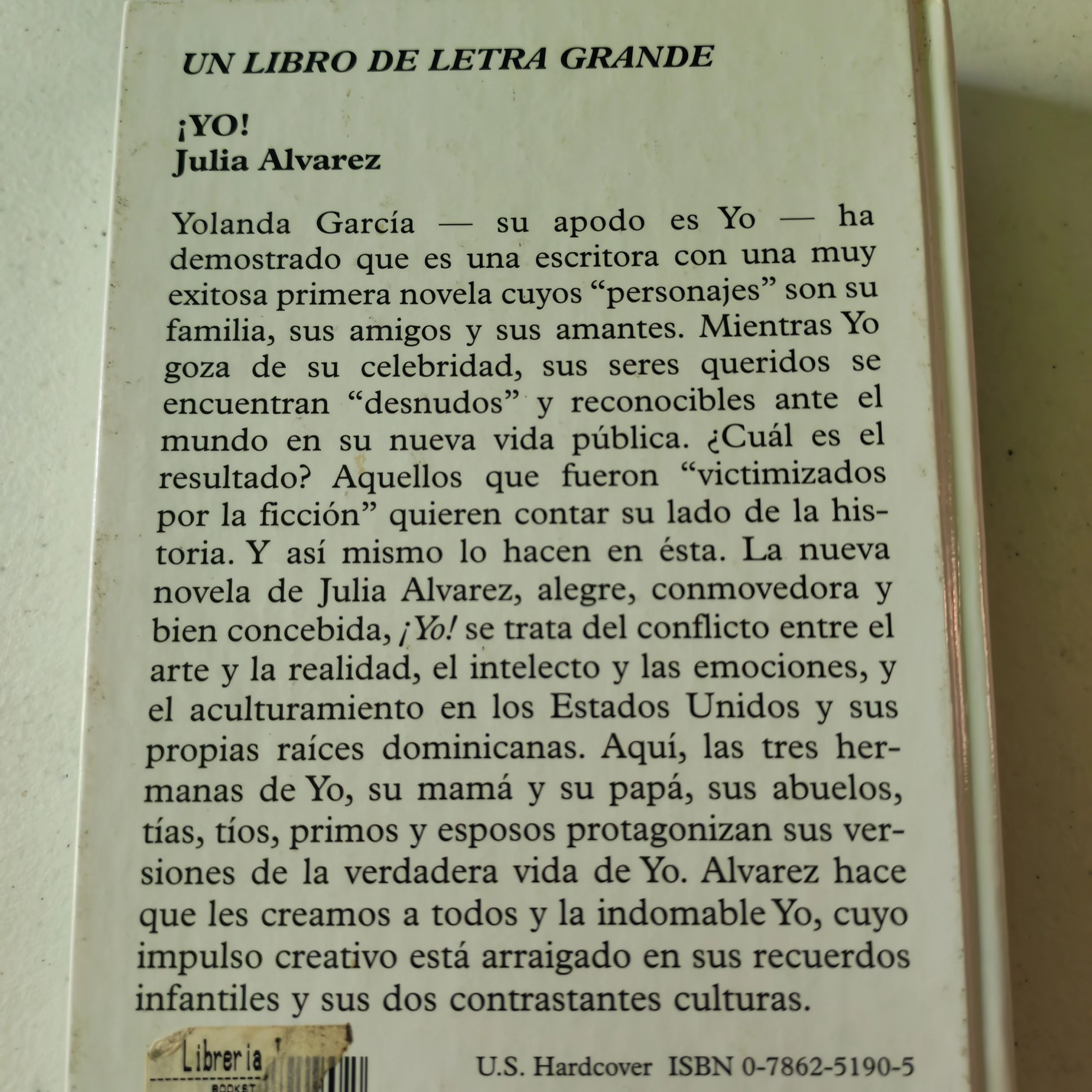 ¡Yo! Julia Álvares, usado 2