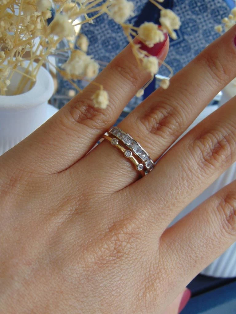ANILLO ACERO BICOLOR BAGUET PUNTOS DOS LINEAS 