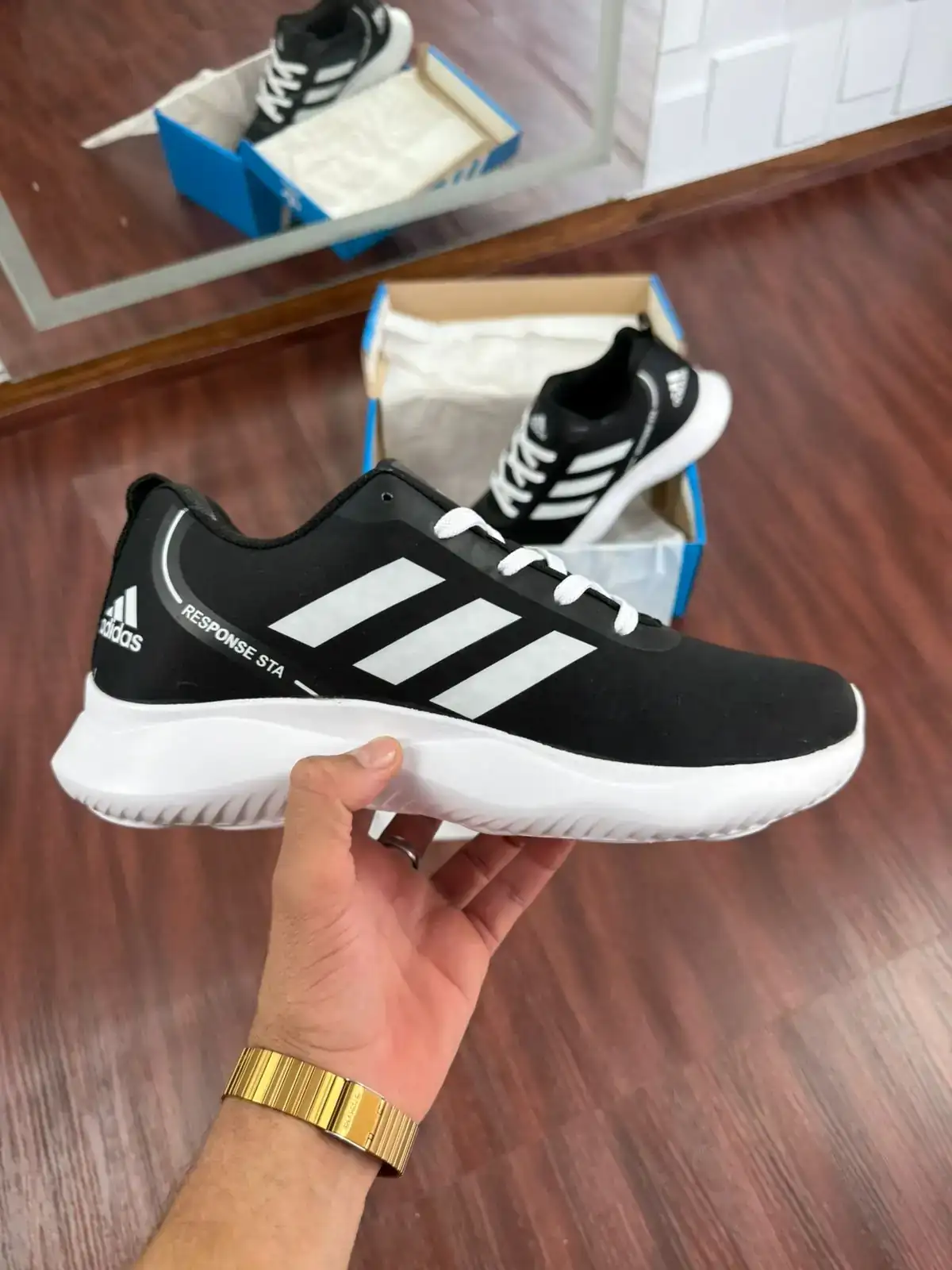 TÊNIS ADIDAS RESPONSE  2