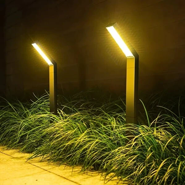 MINI POSTE SOLAR NEGRO 80LM  4