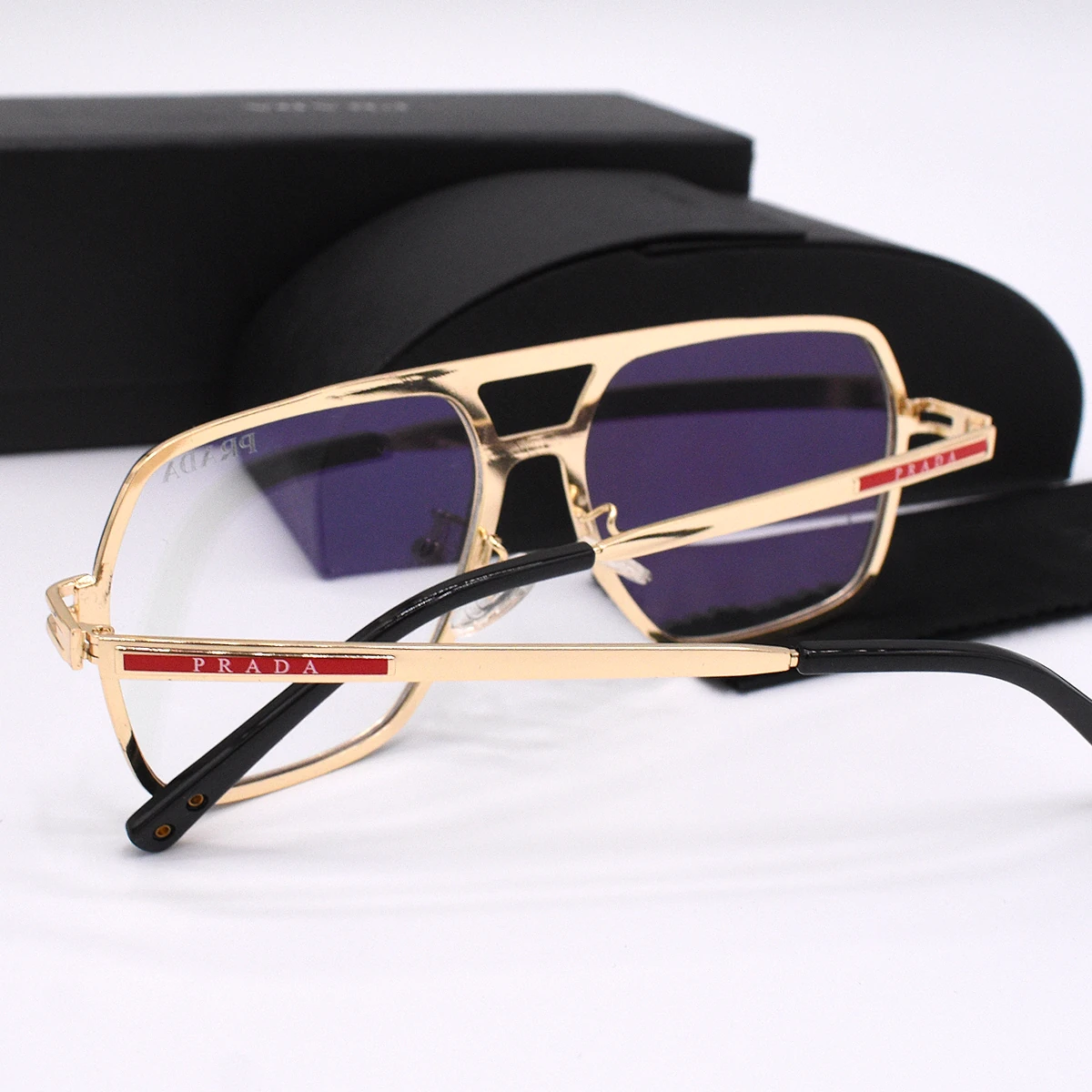 Lentes de Sol Prada 3