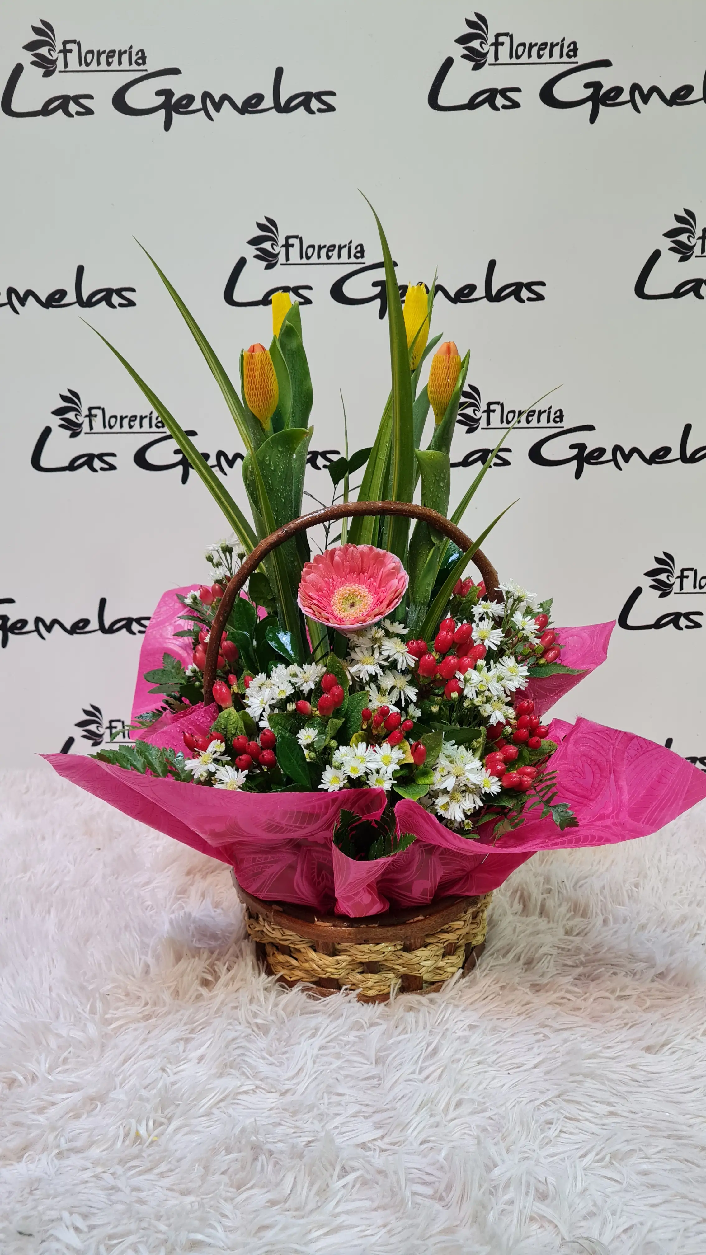Canasta tulipanes 