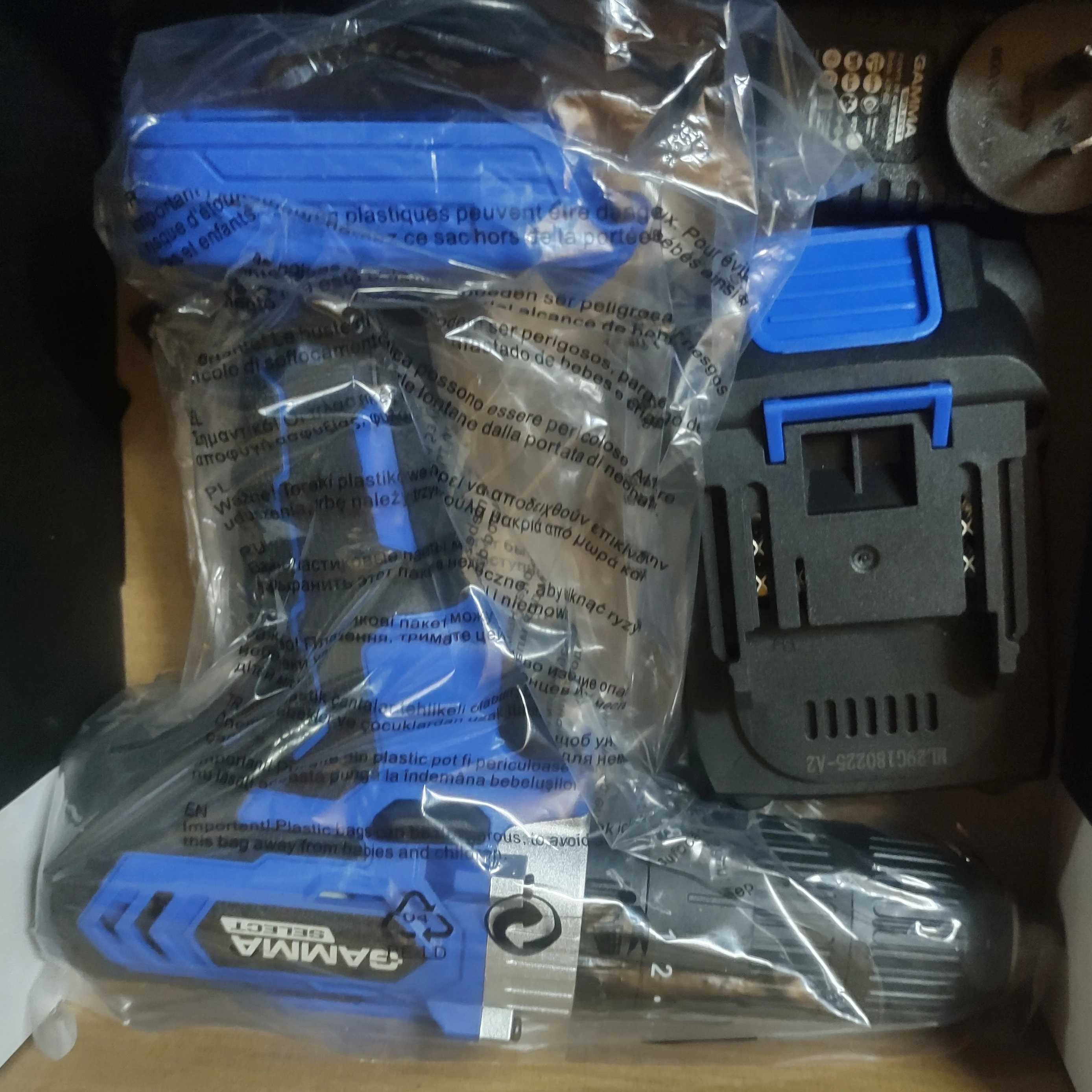 TALADRO ATORNILLADOR A BATERÍA 13MM 3