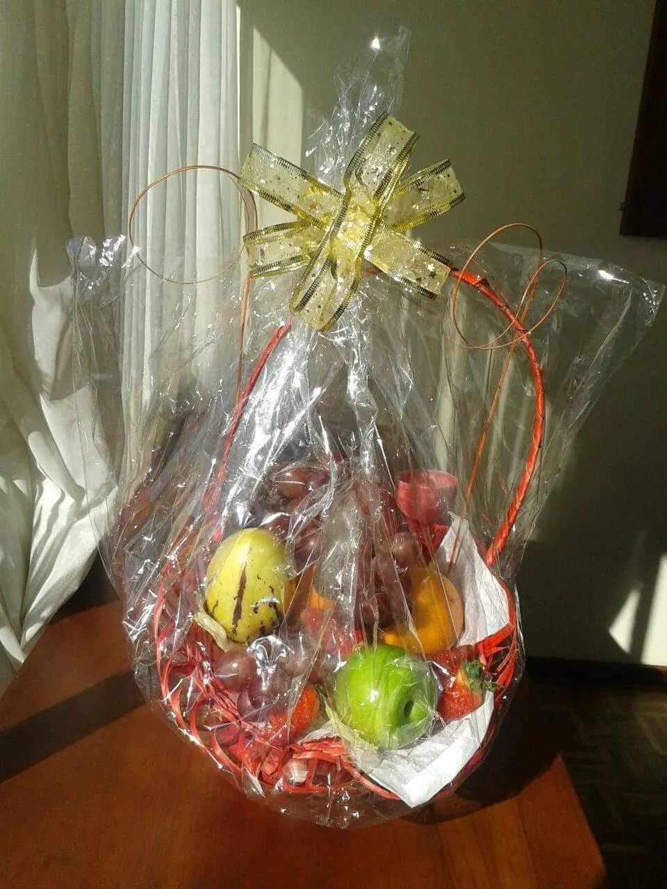 Canasta frutas frescas