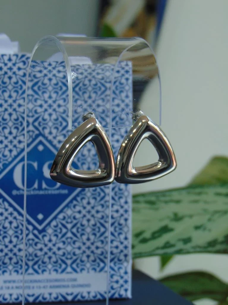 ARETE ACERO PLATE TRIANGULO GLOBO