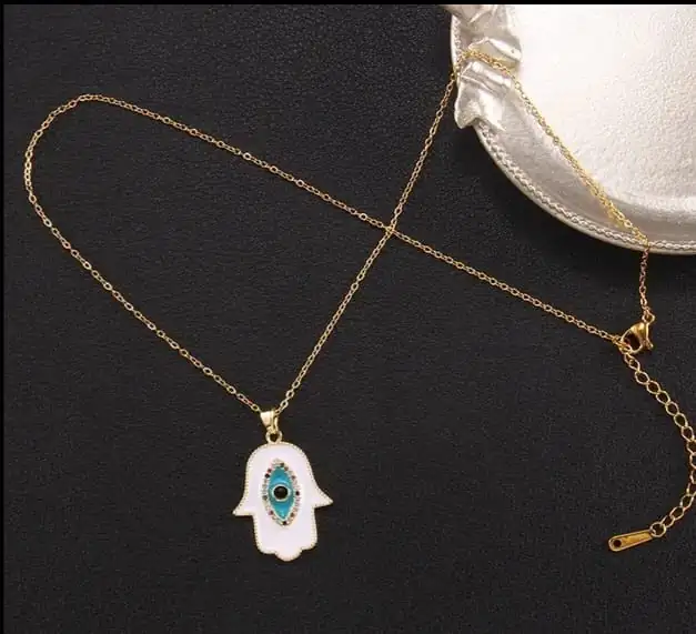 Cadena con dije Manita Blanca LT9780