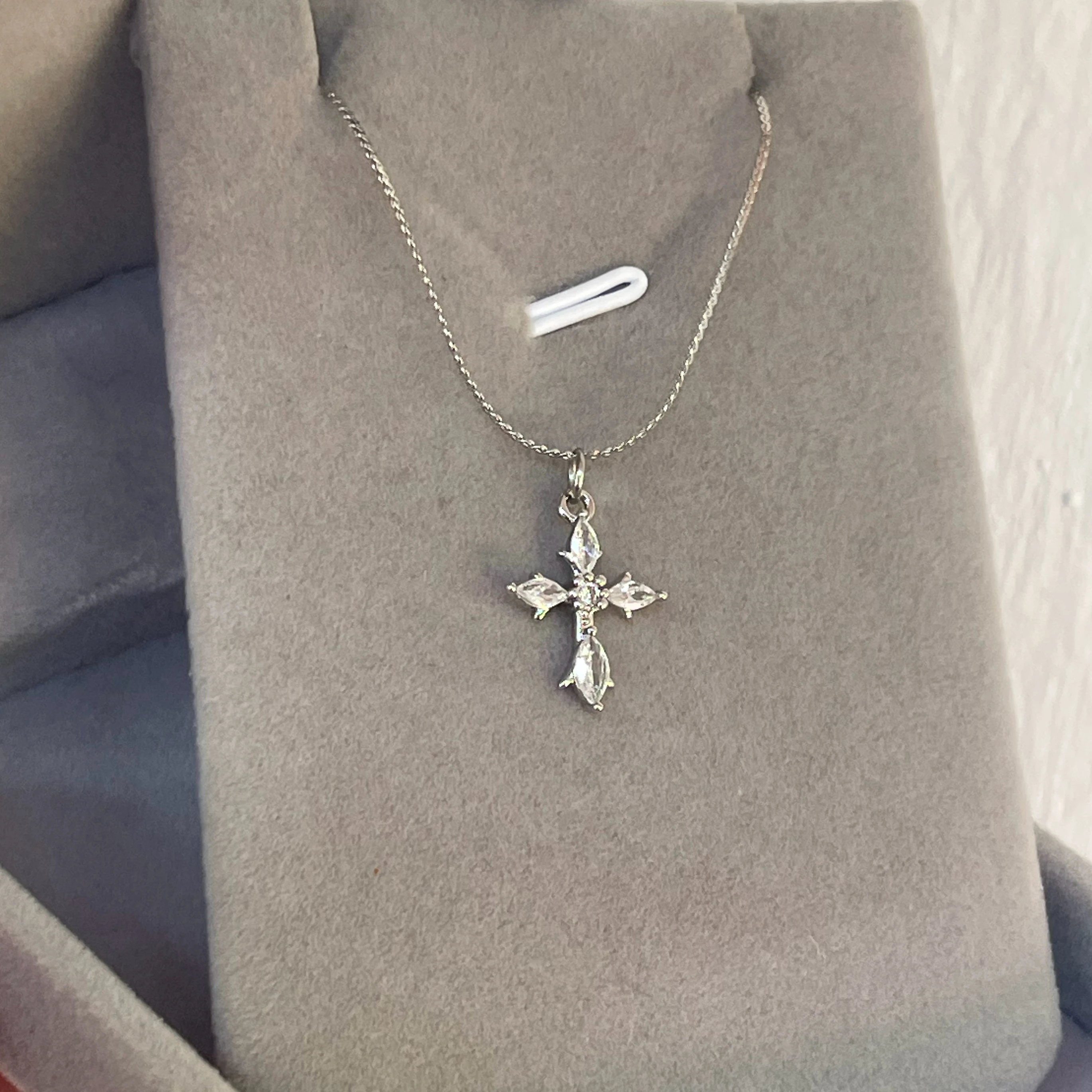 CADENA CRUCECITA SILVER