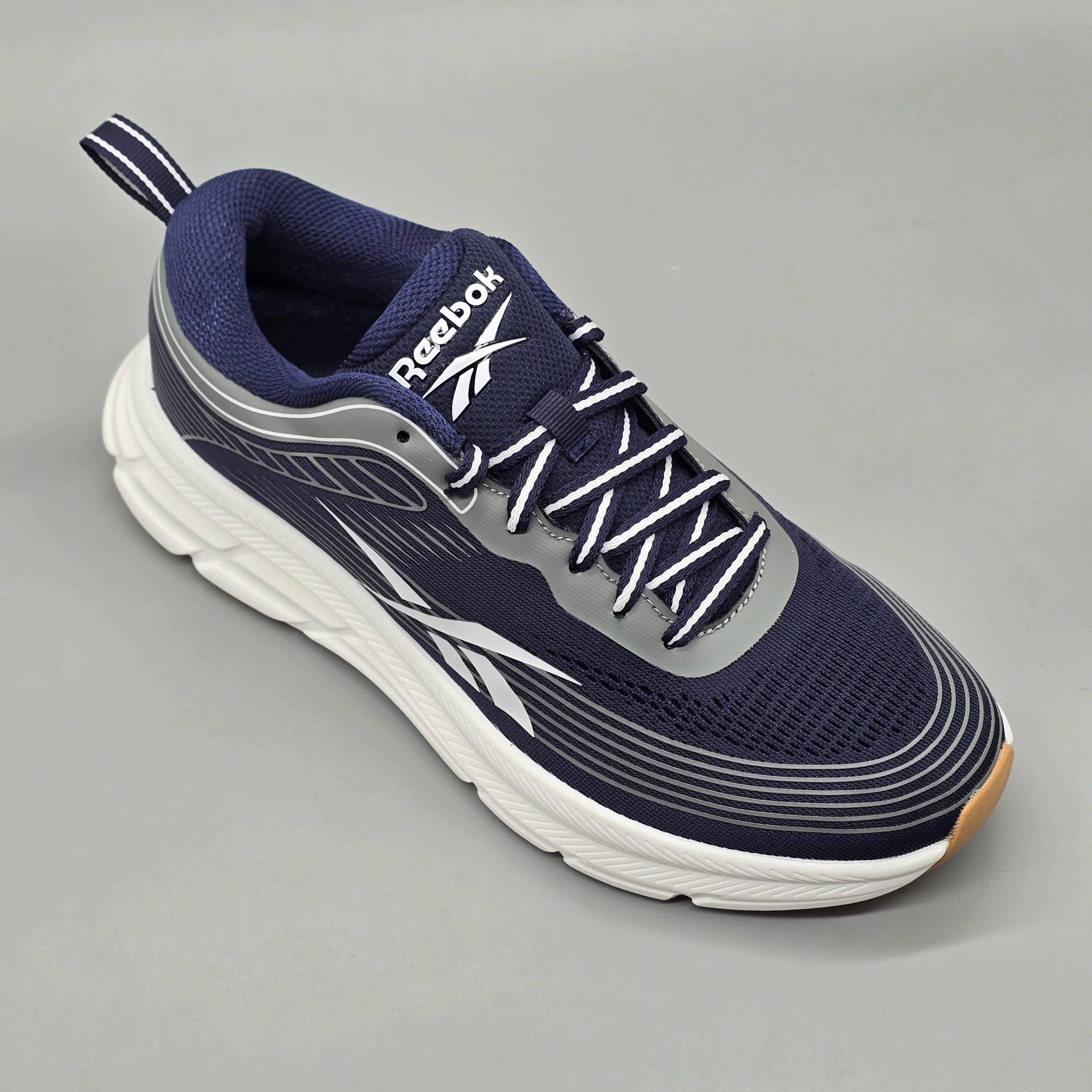 REEBOK ROAD STRIDER 3
