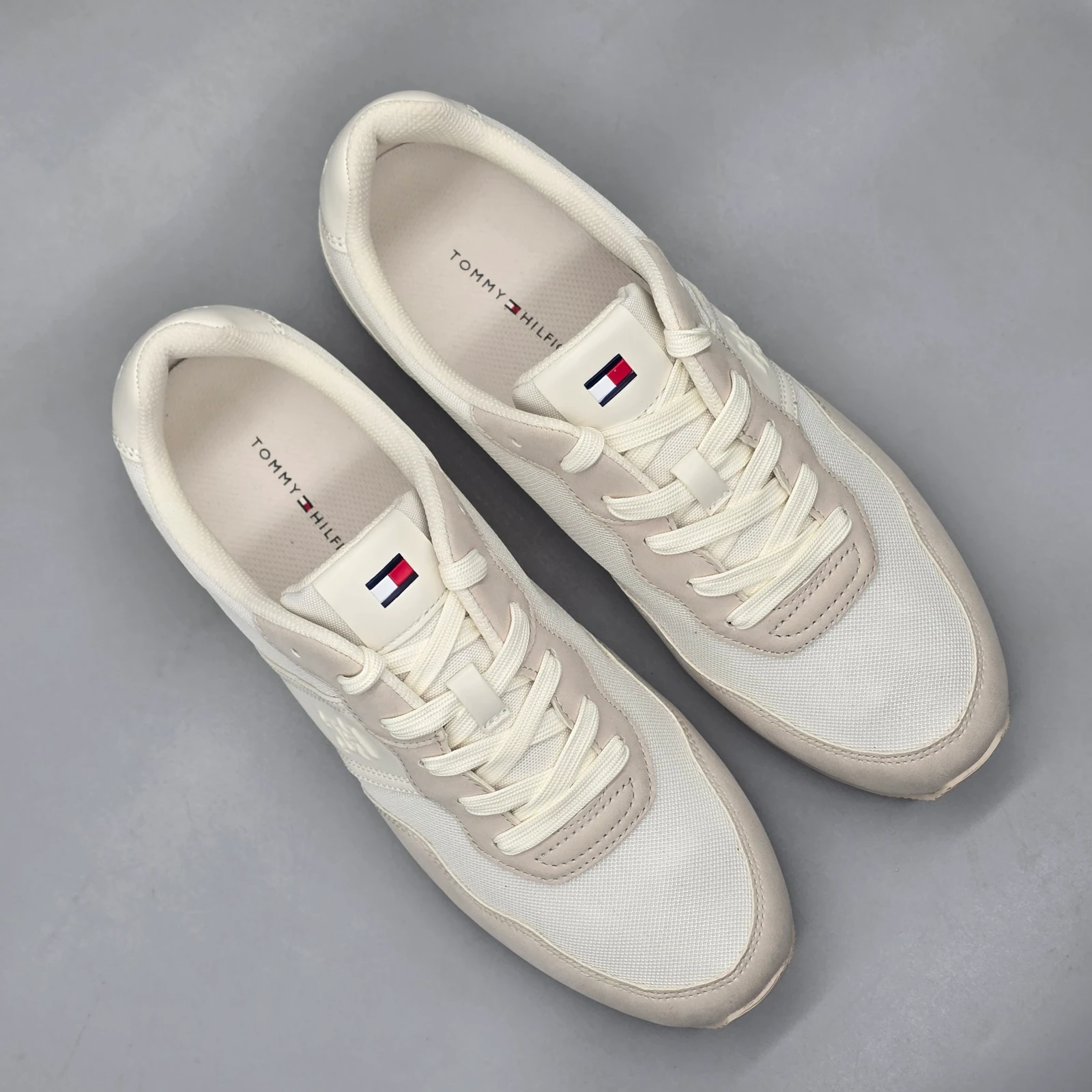 TOMMY HILFIGER CAMEO  4