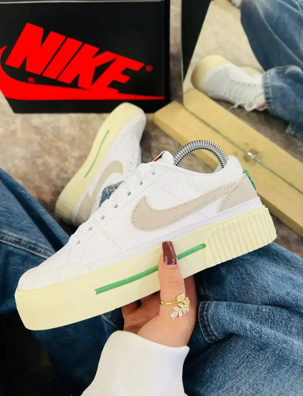NIKE LEGACY R2