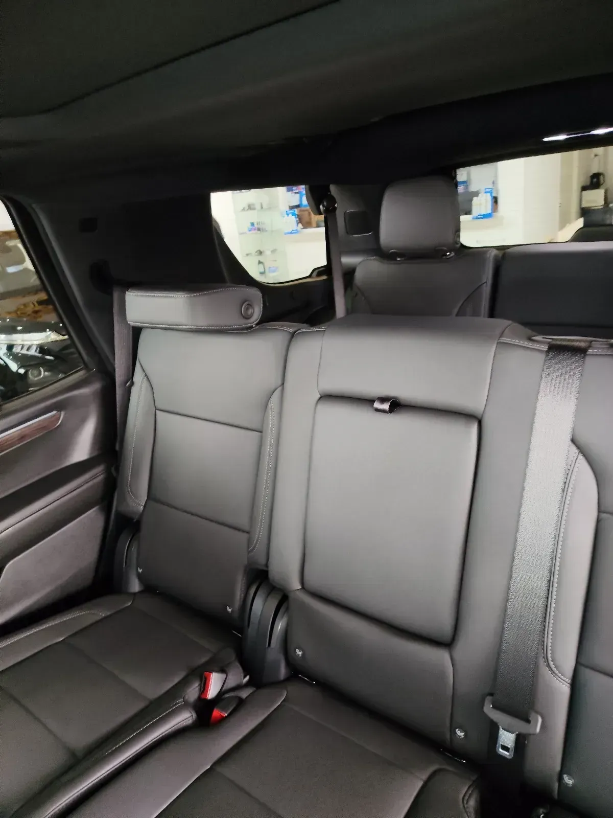 CHEVROLET TAHOE 3