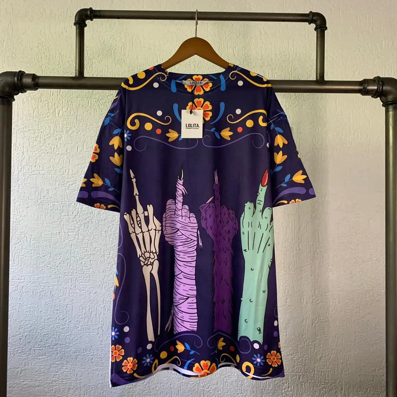 OVERSIZE MANOS