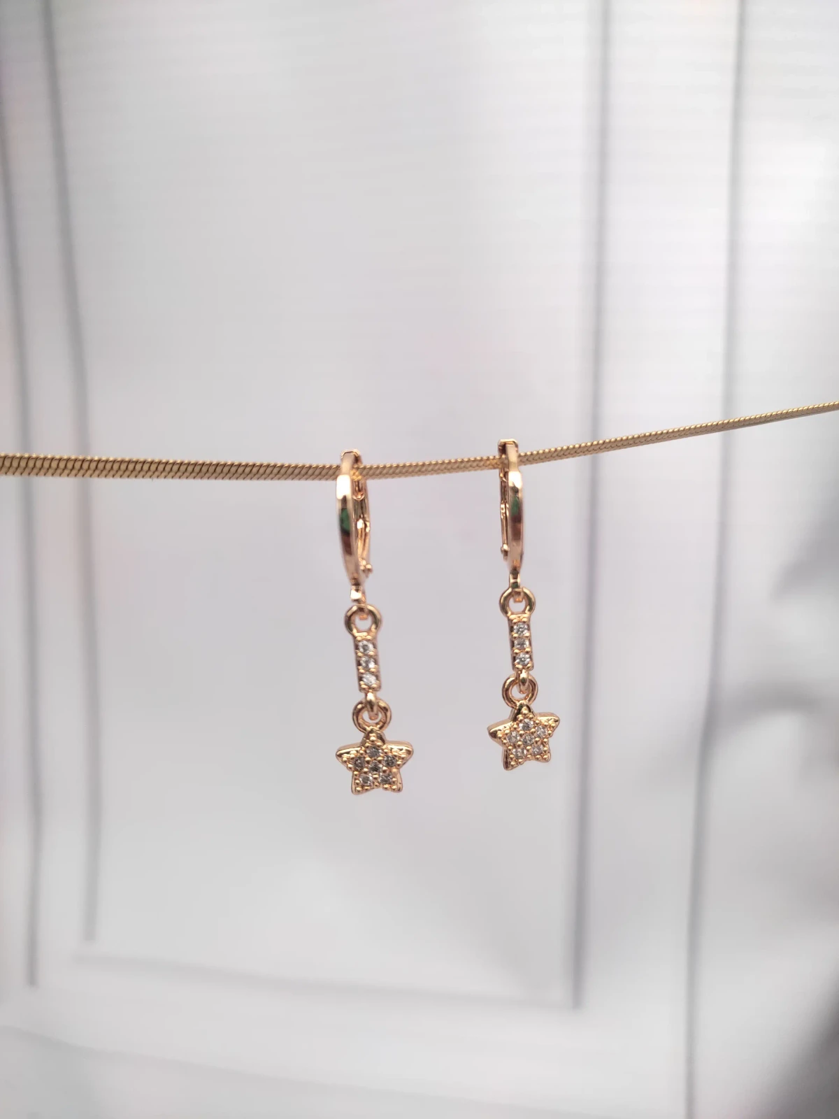 ARETES STAR
