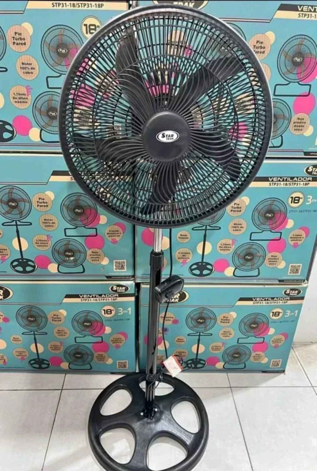 VENTILADOR DE PIE 18” STAR TRAK 90W