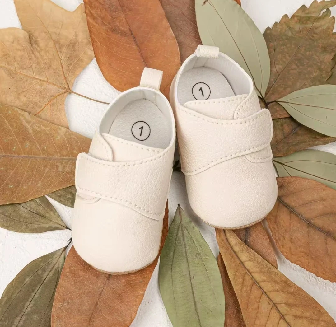 ZAPATITOS BEIGE
