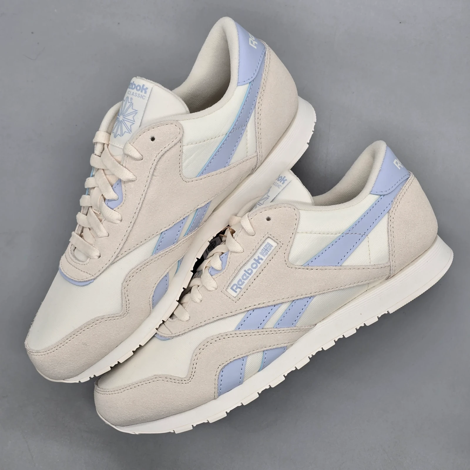 TENIS REEBOK CLASSIC NYLON 2