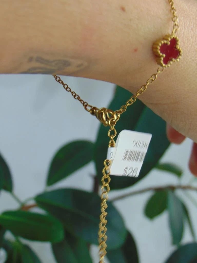 PULSERA ACERO DOR TREBOLES PEQ VINO TINTO 3