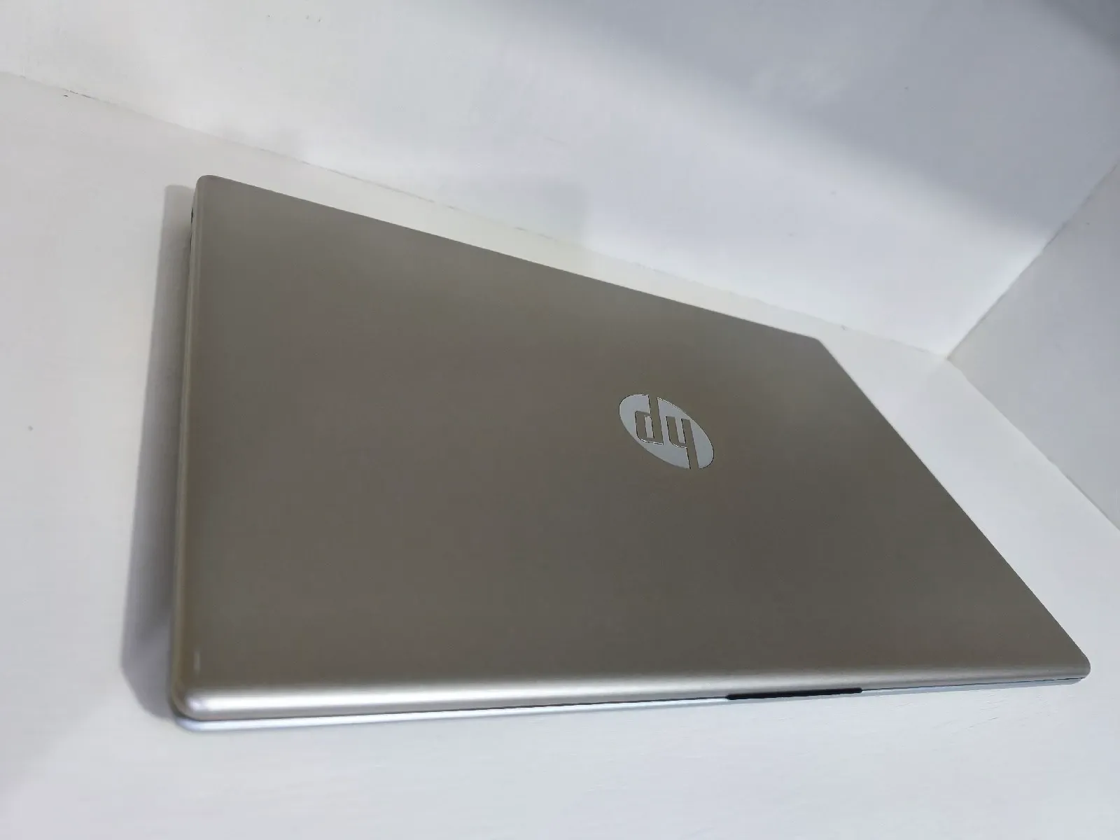 HP Core i3 Gen 13  8/256 Nuevita .. 10