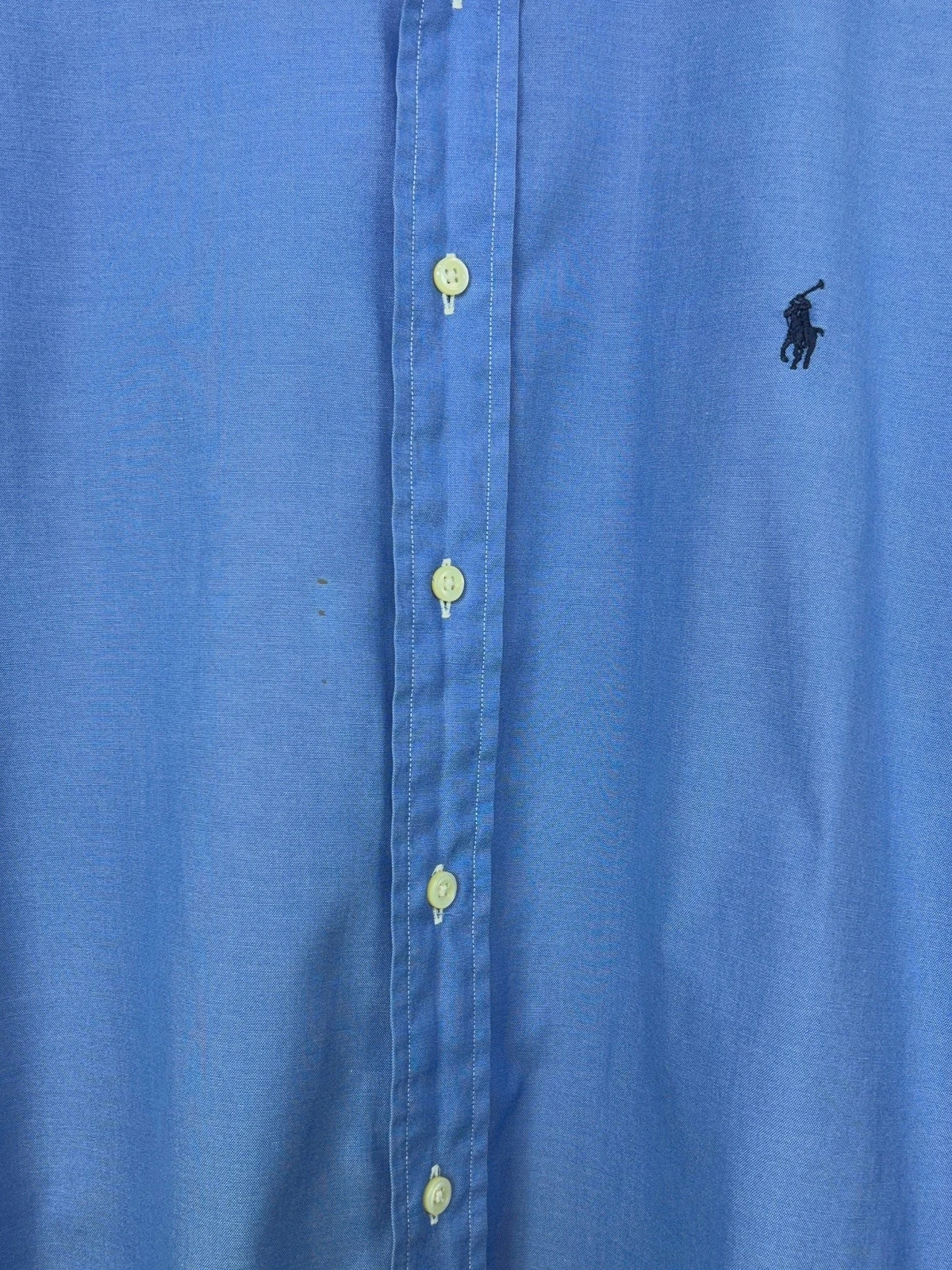 Camisa Polo Ralph Lauren Classic Fit Algodón Azul detalle en foto poco notorio  4