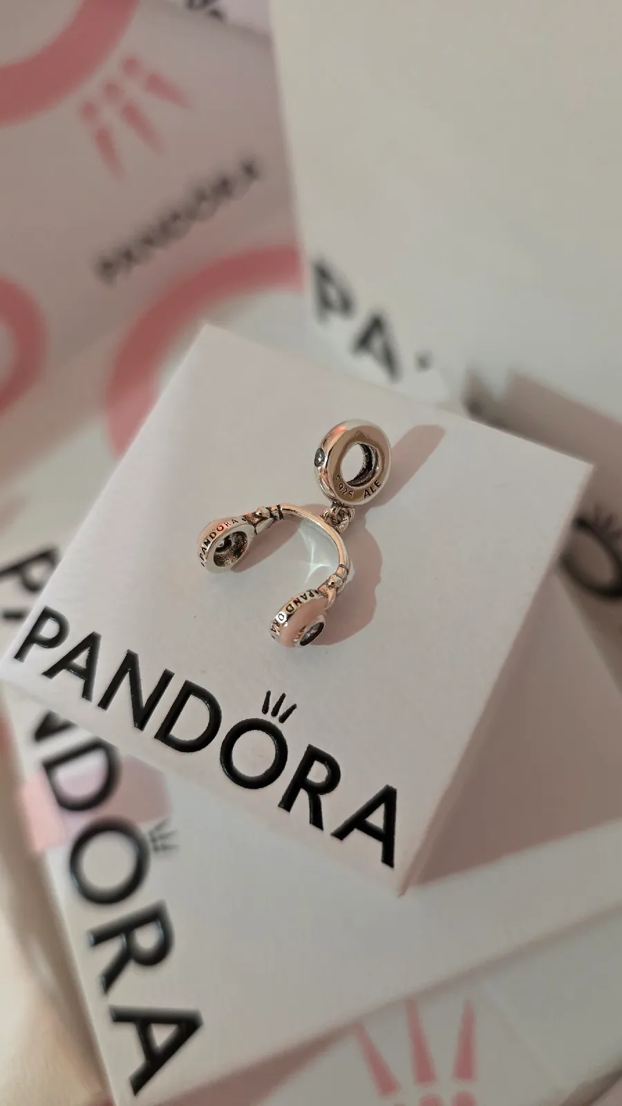 Pandora headphones pink enamel charm