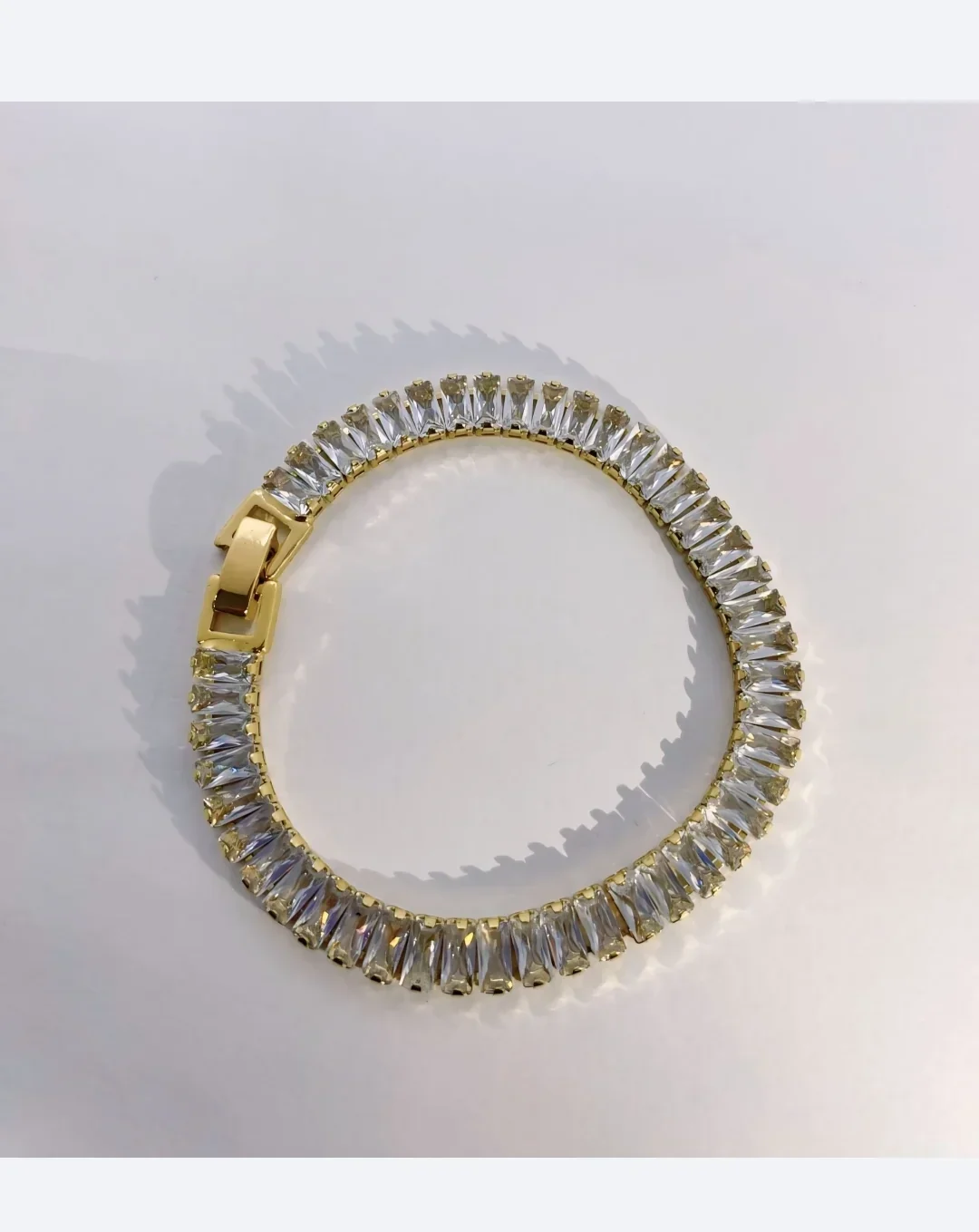 Pulsera color oro imitación diamante